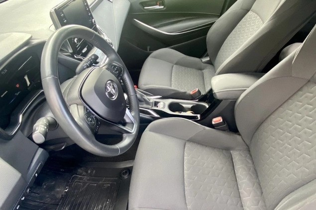 Toyota Corolla cena 93900 przebieg: 43500, rok produkcji 2019 z Oświęcim małe 742